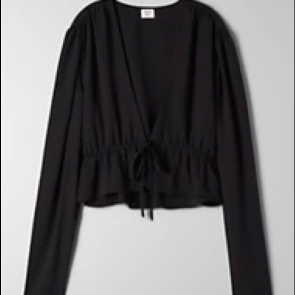 Aritzia Sunday BestCROPPED TIE-FRONT BLOUSE size S